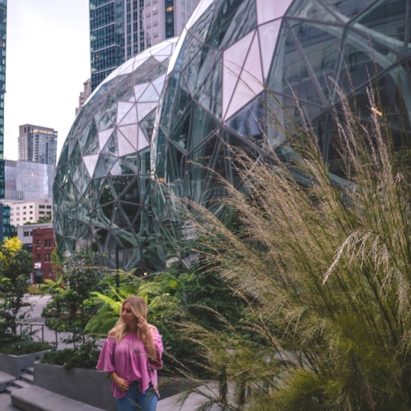 Free people sweater shirt, pink, size small - Picture 3 of 3